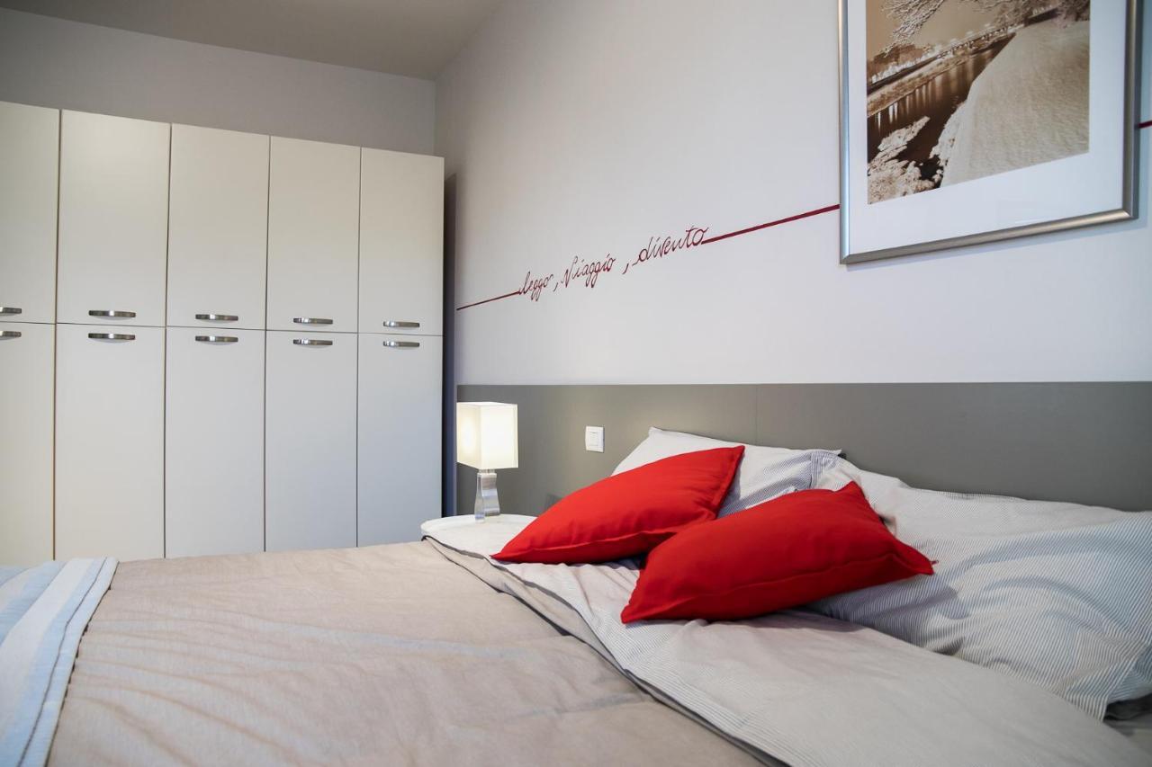 Domus Blu Parma Hotel Bagian luar foto