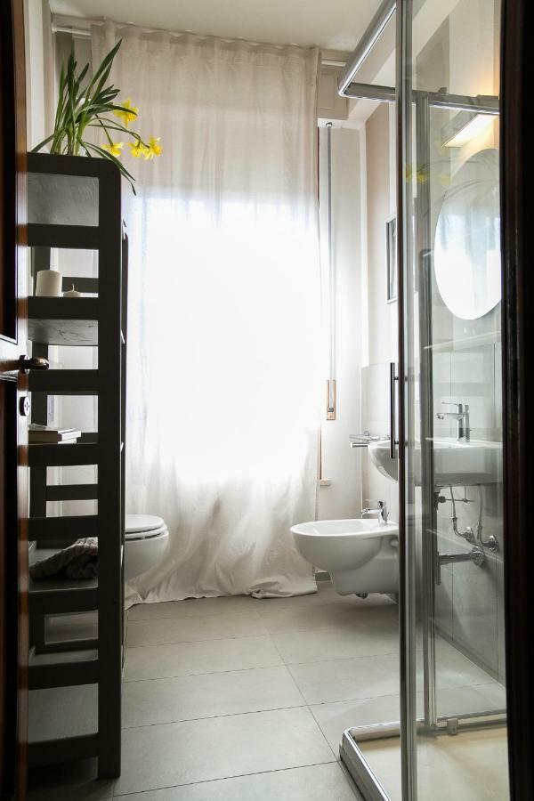 Domus Blu Parma Hotel Bagian luar foto